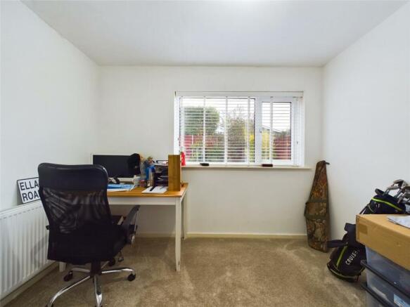 Bedroom/Dining Room