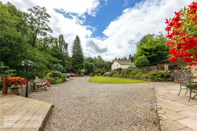 Approach/Driveway