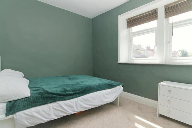 2 bed Terraced for sale Image 9
