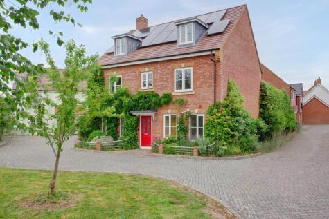 Solent Crescent, Hailsham, BN27