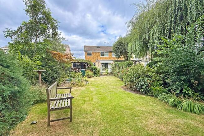3 bed Semi-Detached for sale Image 10
