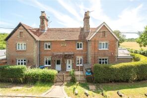 2, Prinkham Cottages, Moor Lane, Edenbridge TN8 5QT