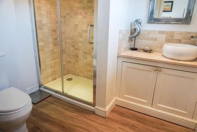 Master En-suite