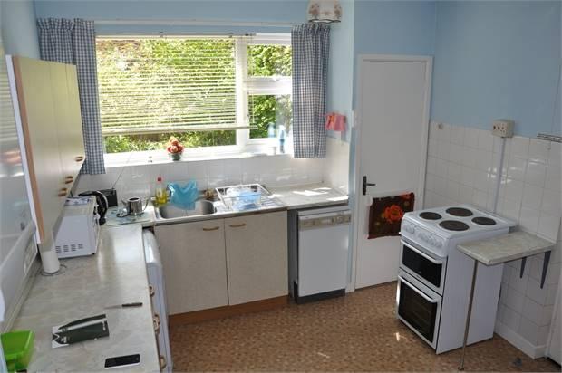 Breakfasting Kitchen