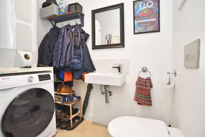 2 bed Terraced for sale Image 6