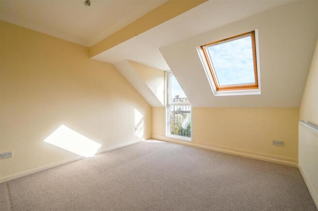 Lounge / Dining Room