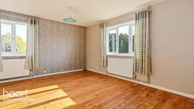 Lambourne Close, Bury St Edmunds photo 4