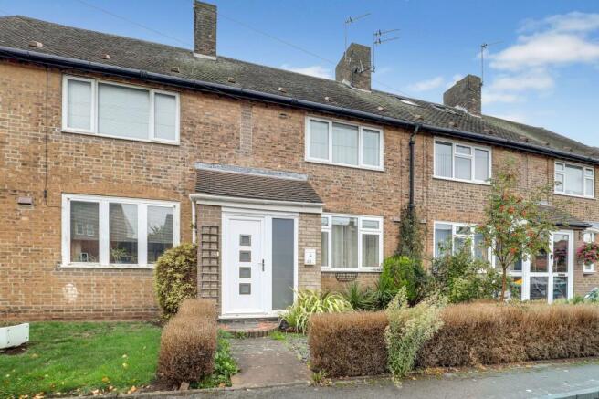 2-bed terraced on Trenchard Close, Newton, NG13, £190,000