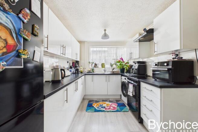 CAM05454G0-PR0033-STILL002