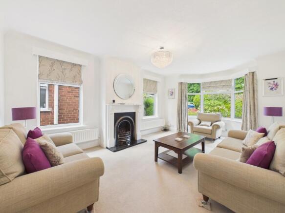 2 bed Semi-Detached Bungalow for sale Image 4