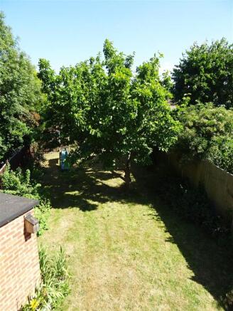 PRIVATE REAR GARDEN