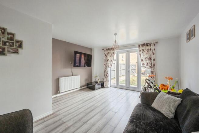 2 bed Terraced for sale Image 7