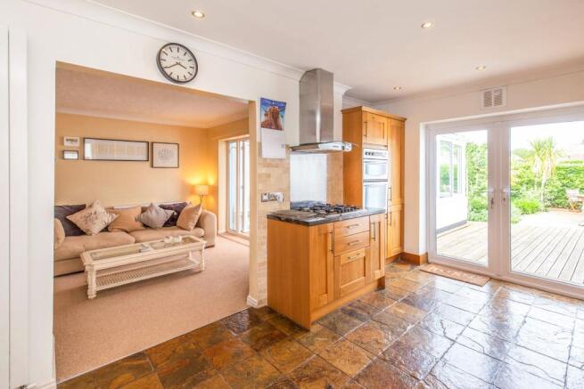Kitchen/Lounge