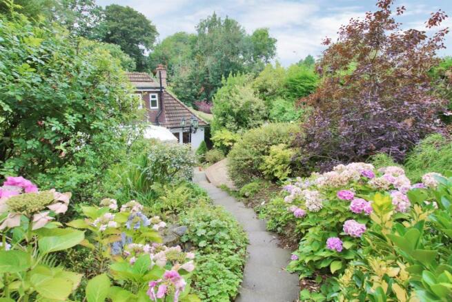 Rear Garden Additional.jpg