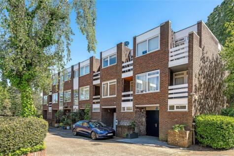 King Charles Walk, Southfields, London, SW19