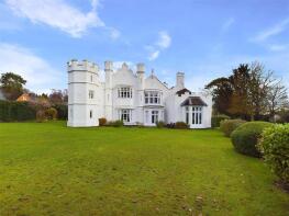 Flat 3, Quarry Lodge, Tamworth Road, Lichfield WS14 9EY