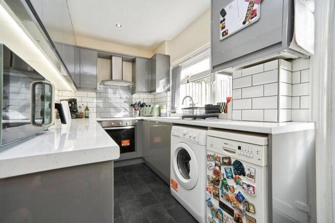 3 bed Semi-Detached for sale Image 10