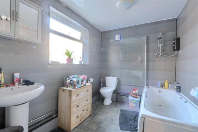 3 bed Terraced for sale Image 8