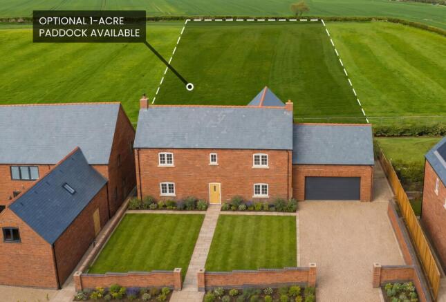 Optinal 1-acre paddock available
