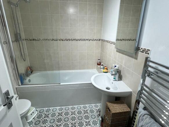 Photo 11