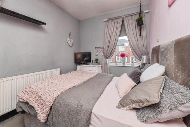 3 bed Semi-Detached for sale Image 6
