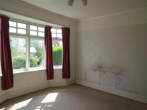 Bedroom: