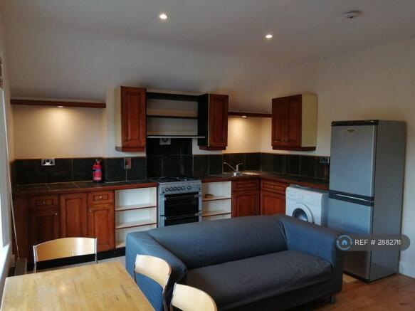 Kitchen/ Living Room