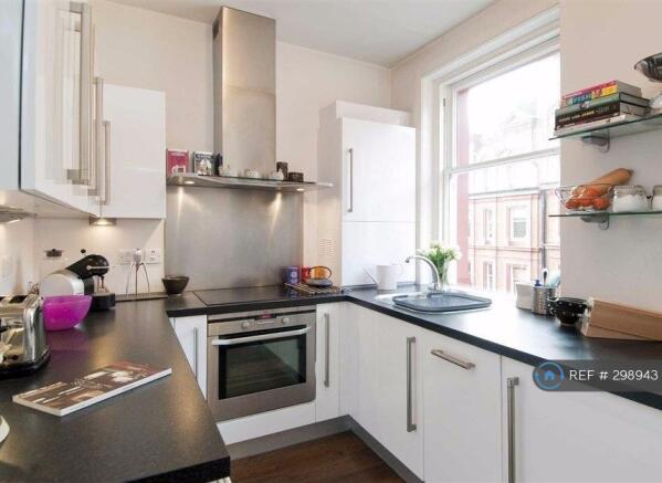 Previous Tenant Photo Of The Flat