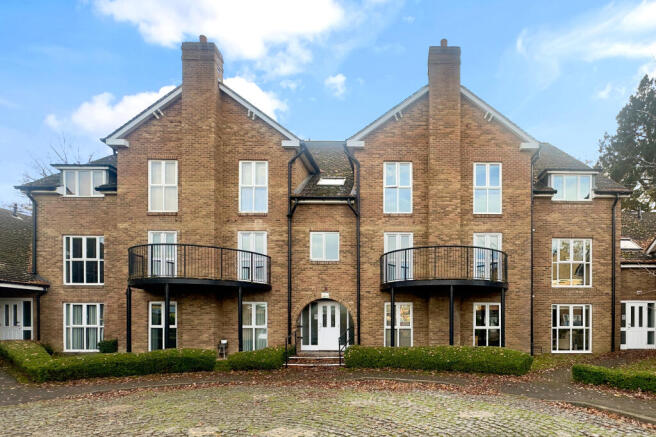 7dcc39be2320drey20house20large201