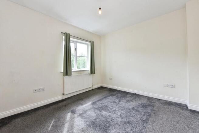 2 bed Town House for sale Image 5