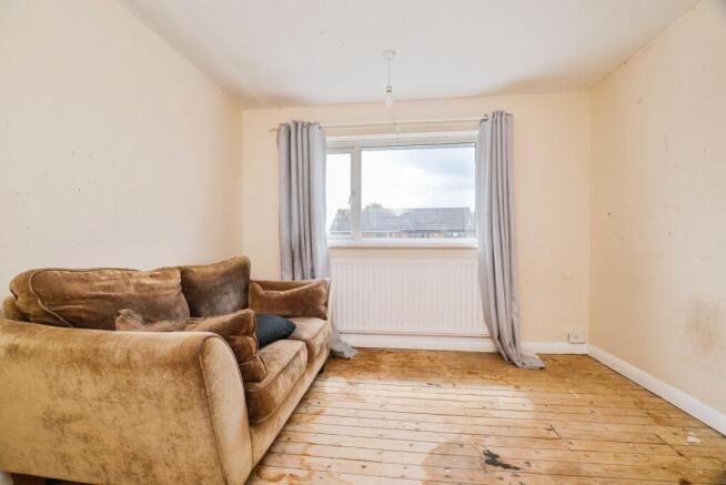 3 bed Semi-Detached for sale Image 11