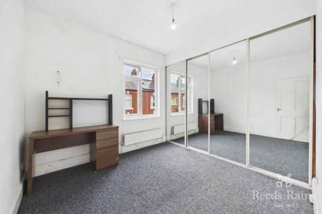 2 bed Terraced for sale Image 6