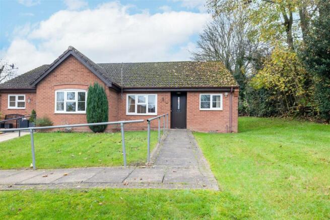 7 Kenilworth Drive, Ashby