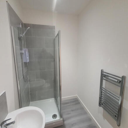 1 bed Apartment to rent Image 10