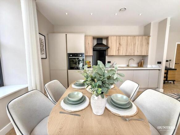 2 bed Apartment for sale Image 9