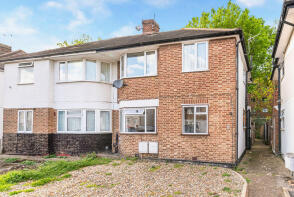 82, Runnymede, Colliers Wood, London SW19 2PH