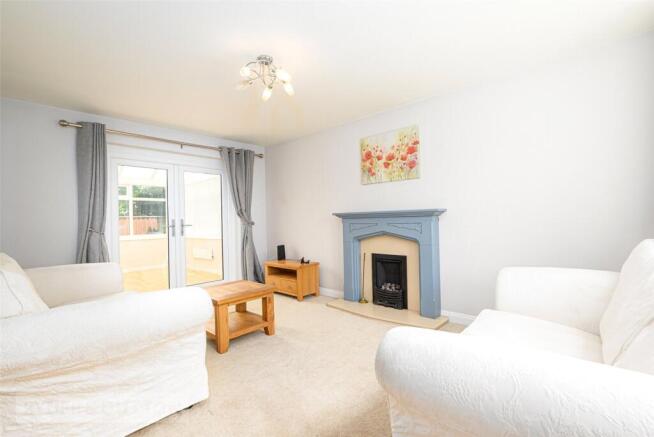 3 bed Detached for sale Image 2
