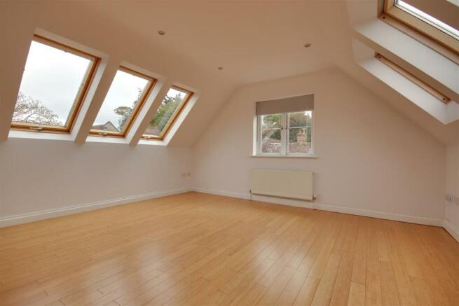 Bedroom 3.jpg