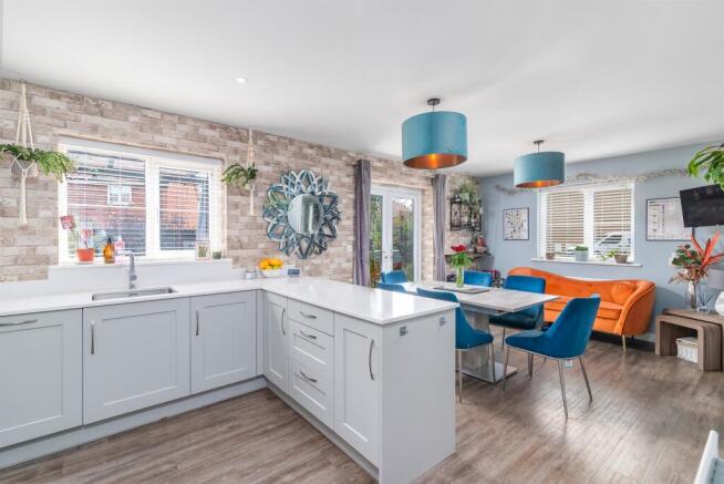 Kitchen Diner
