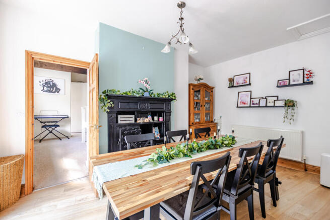 4 bed Terraced for sale Image 11