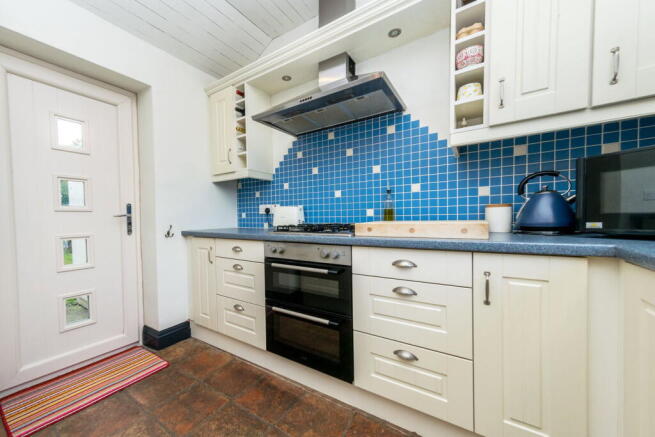 3 bed Cottage for sale Image 5
