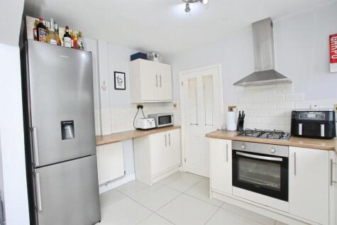 Maesteg Grove, Tonteg, PONTYPRIDD