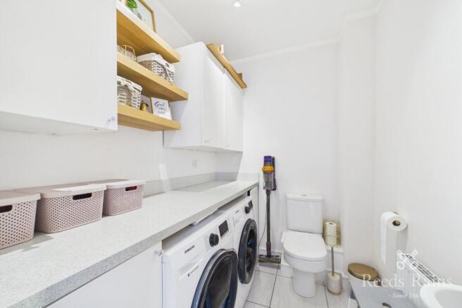 2 bed Semi-Detached for sale Image 12