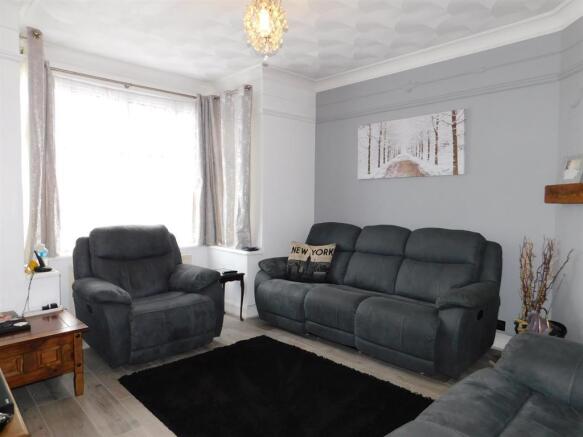 lounge 1
