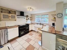 38, Richards Close, Rowley Regis B65 0PZ