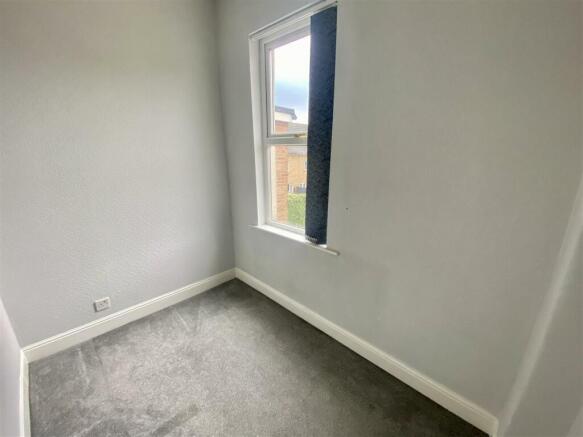 Bramleys Estate Agents - Greenside Road - Mirfield