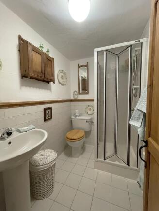 3 bed Cottage for sale Image 8