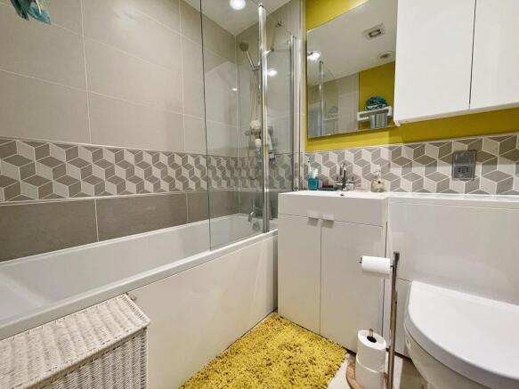 Photo 12