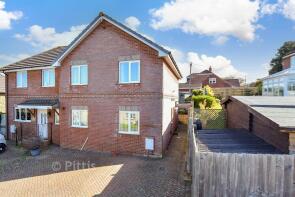 1, St Saviours Road, Totland Bay PO39 0EZ
