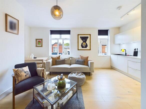 1 bed Apartment to rent Image 4